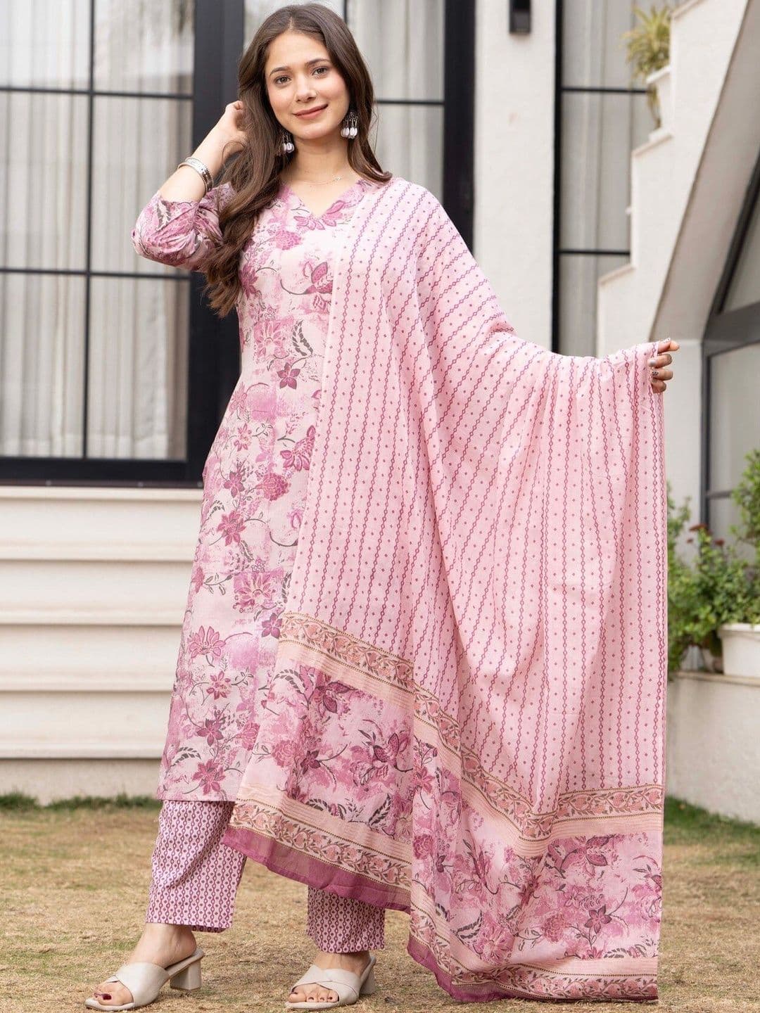 TOULIN Women Floral Printed Regular Pure Cotton Kurta with Trousers & With Dupatta - view 1