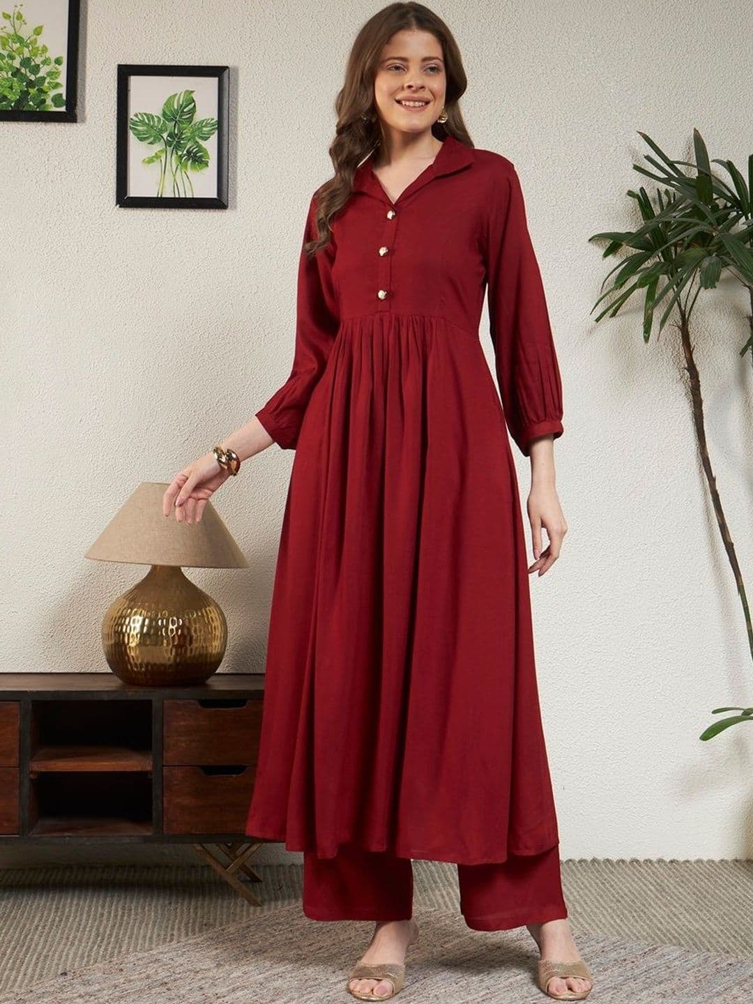 Da Vastraagaar Women Tiered Kurta with Palazzos - view 1