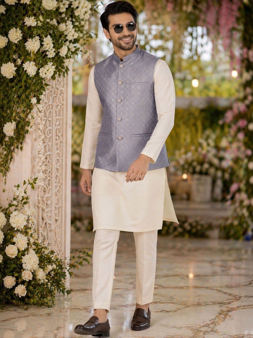 House of Pataudi Woven Design Textured Festive Jacquard Nehru Jacket - view 1