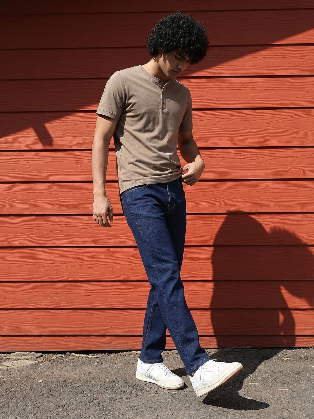 Roadster Men Regular Fit Mid-Rise Cotton Jeans - view 1
