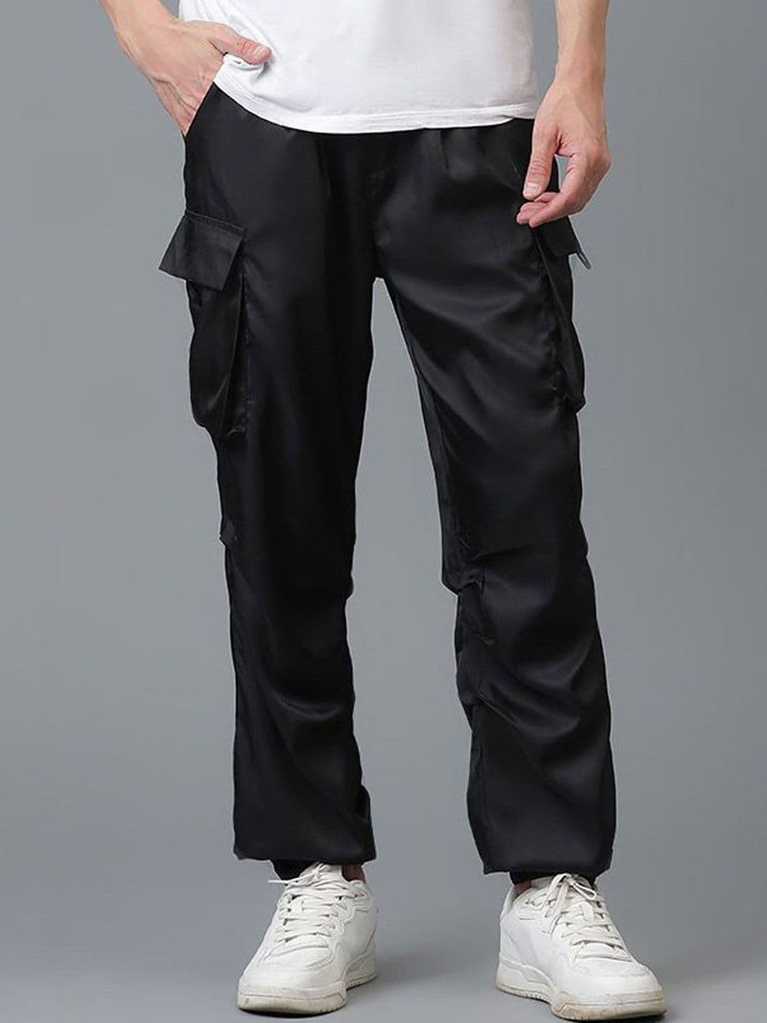 Stylecast X Kotty Men Relaxed Straight Leg Cargos Trousers