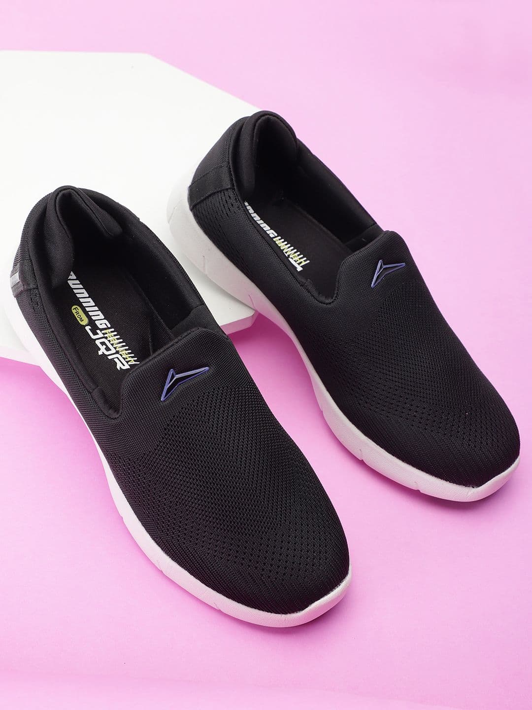 JQR Women MOSS Mesh Walking Shoes - view 1