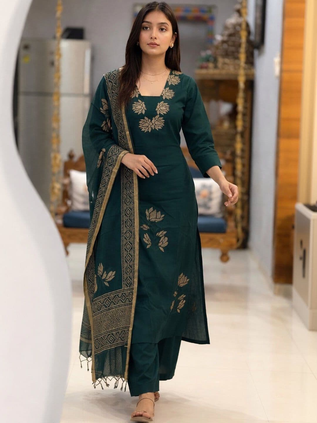 NARI DREAM Women Ethnic Motifs Printed Regular Kurta With Palazzos & Dupatta - view 1