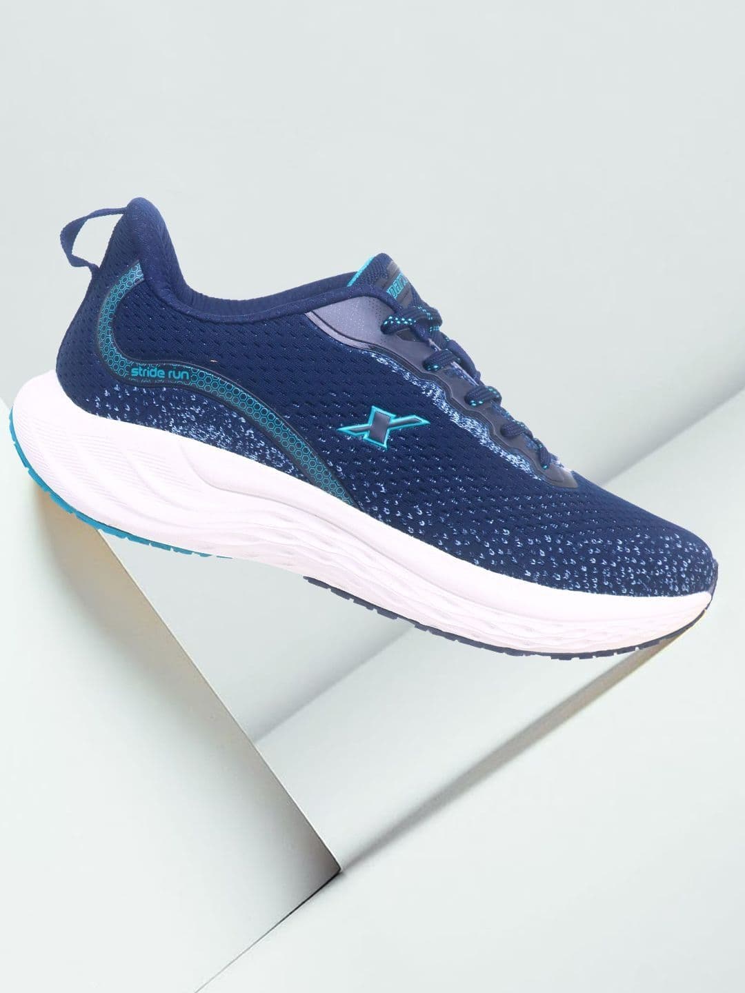 Sparx Men Mesh Non-Marking Sports Shoes - view 1