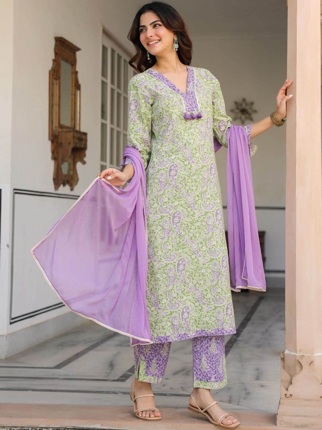 Rain & Rainbow Women Ethnic Motifs Printed Regular Pure Cotton Kurta with Trousers - view 1