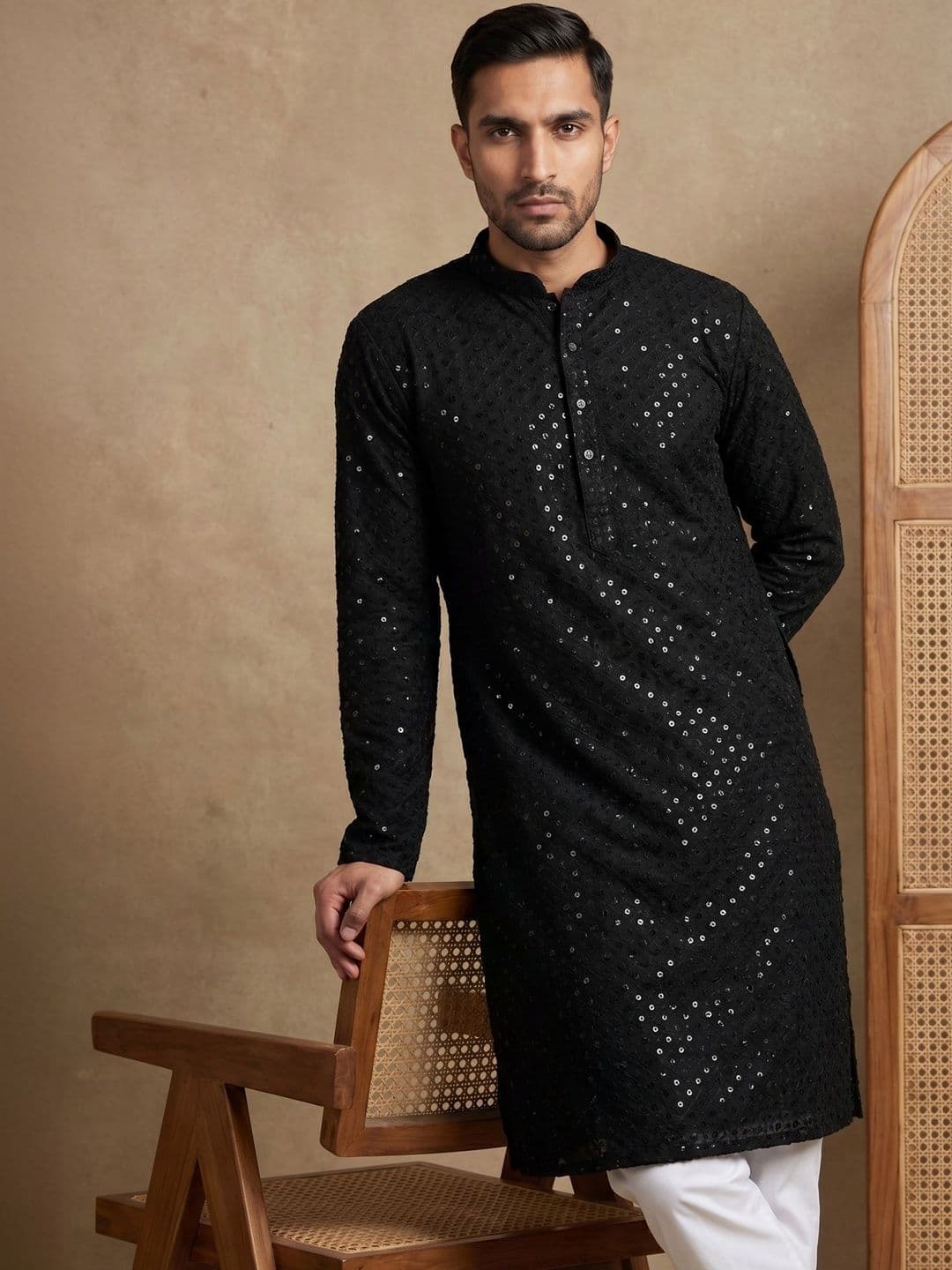 House of Pataudi Embroidered Mandarin Collar Knee Length Straight Kurta - view 1