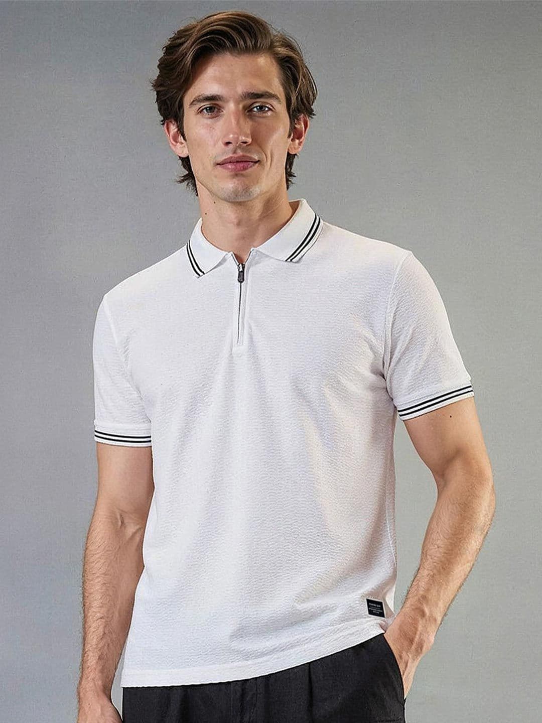 Status Quo Men Self Design Polo Collar T-shirt