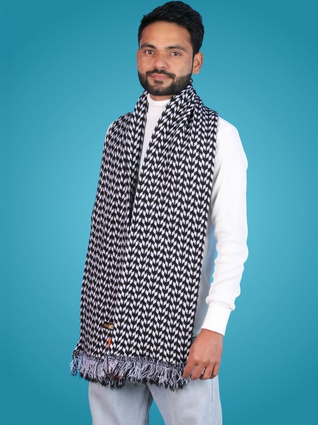 Pick Ur Needs Men Patterned Merino Wool Mufflers - view 1