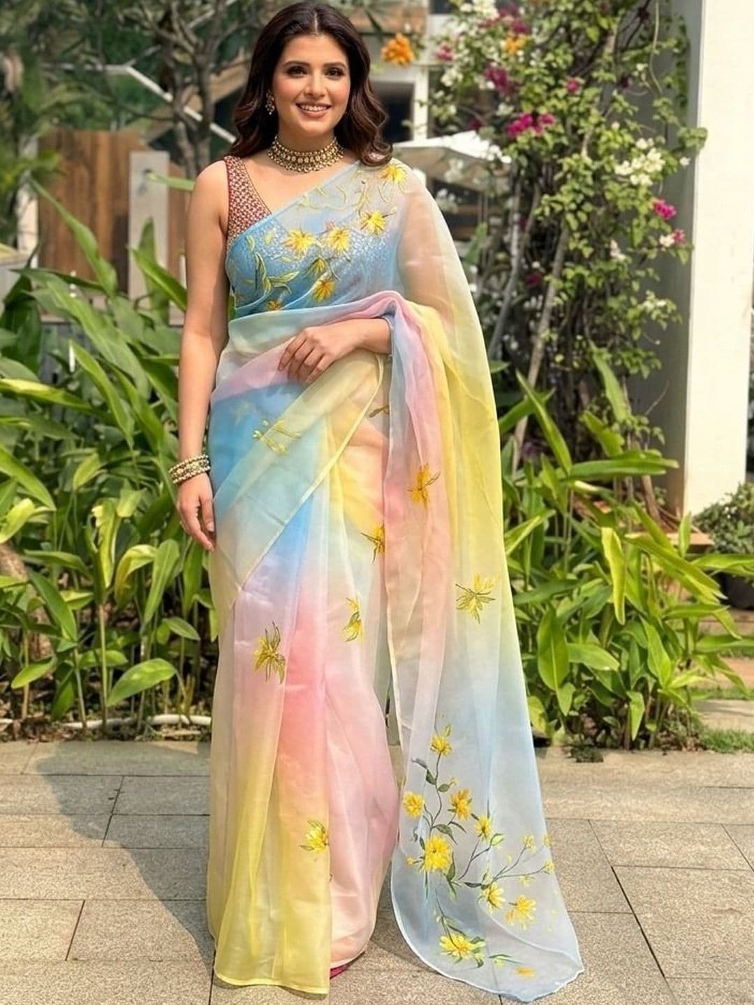 Sangria Floral Printed Sarees Blouse Piece - view 1