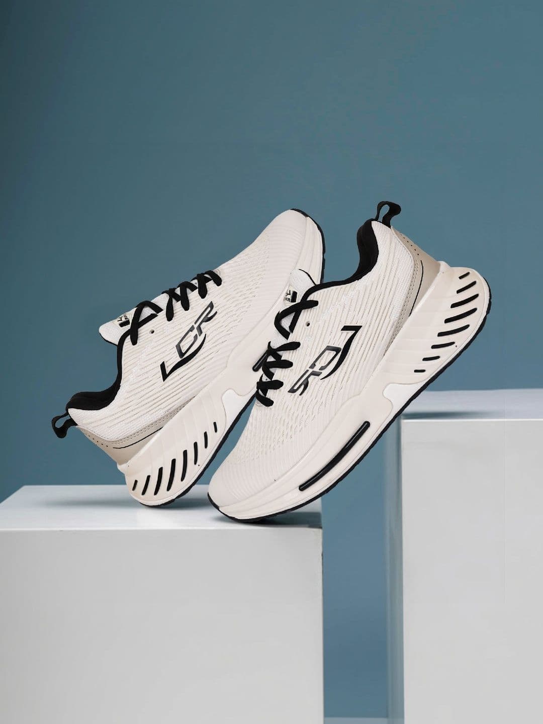 Lancer Men Mesh Running Non-Marking Shoes - view 1