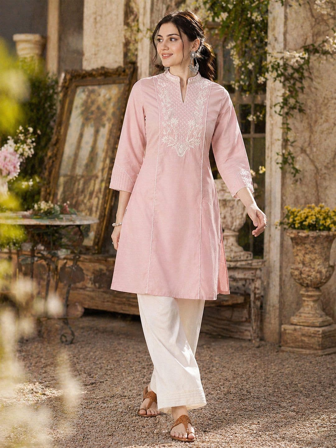 Nayam By Lakshita Women Floral Thread Embroidered Straight Kurti - view 1