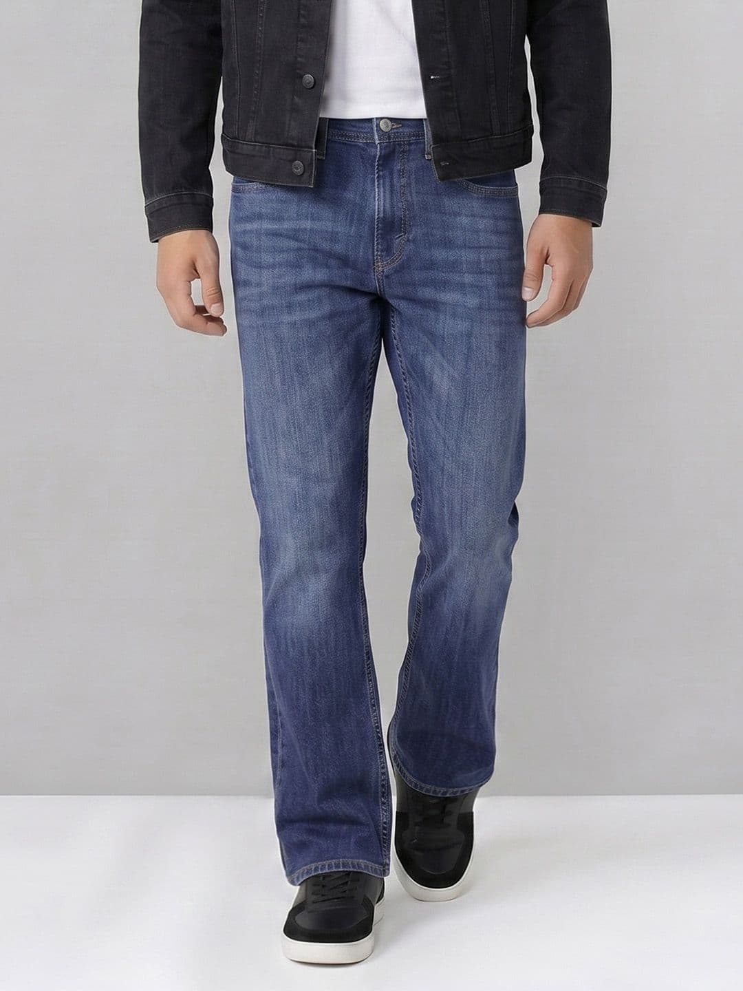Levis Levi's Men 527 Slim Bootcut Stretchable Light Fade Jeans - view 1
