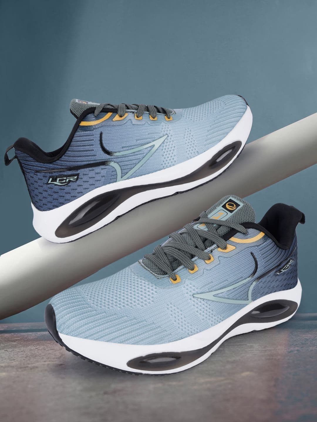 Lancer Men Mesh Running Non-Marking Shoes - view 1