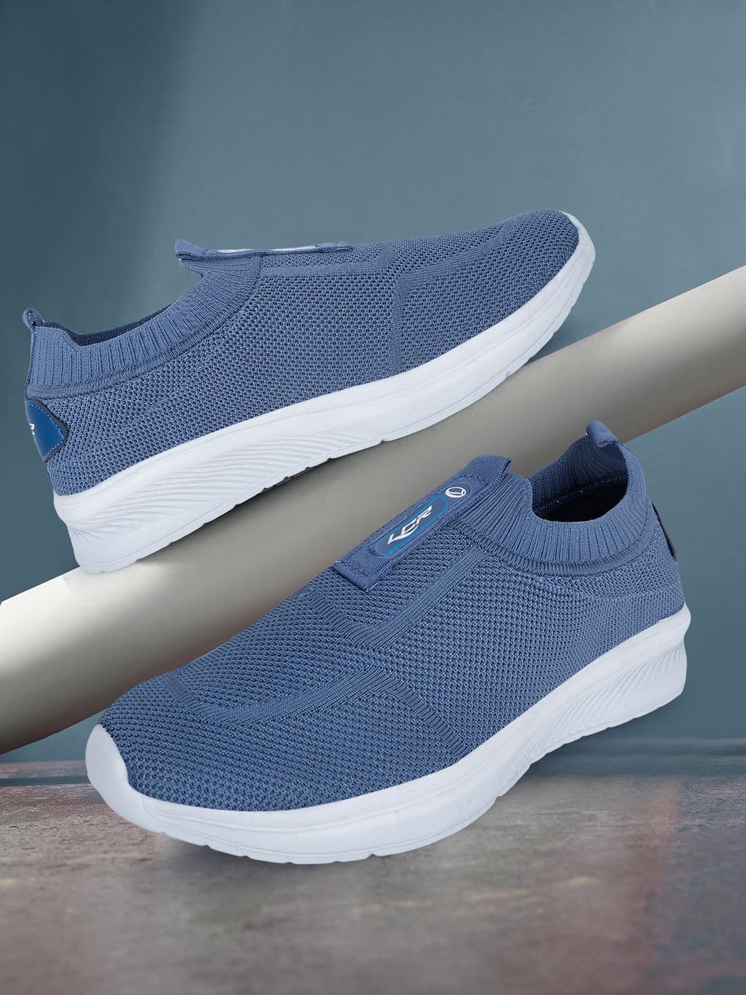 Lancer Men Mesh Running Non-Marking Shoes - view 1