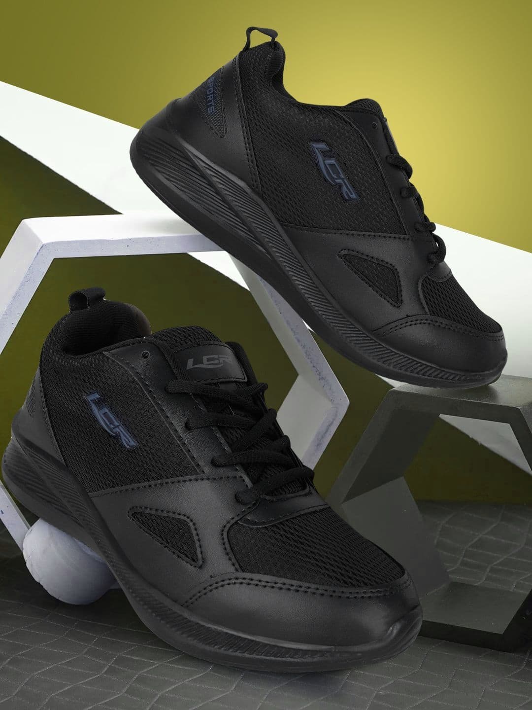 Lancer Men Mesh Running Non-Marking Shoes - view 1