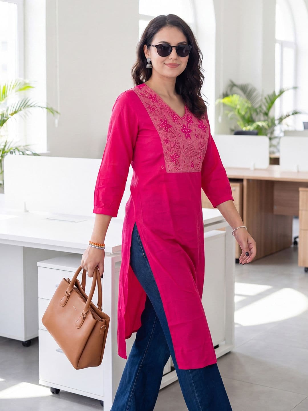 Indo Era Women Ethnic Motifs Embroidered Thread Work Kurta - view 1