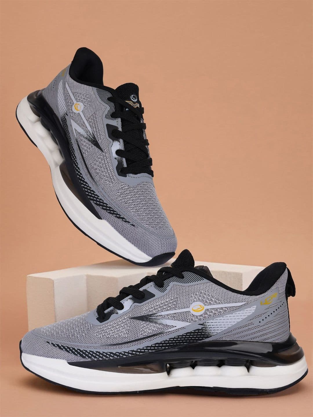 Lancer Men Mesh Running Non-Marking Shoes - view 1