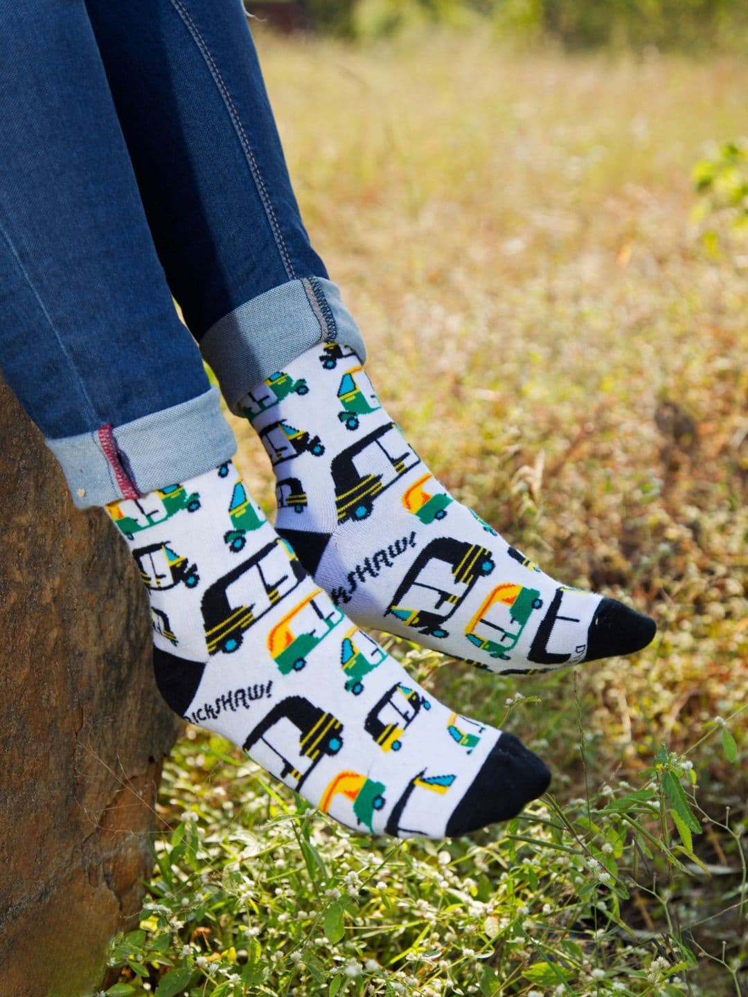 Dynamocks Unisex White & Black Patterned Rickshaw Calf-Length Socks - view 1
