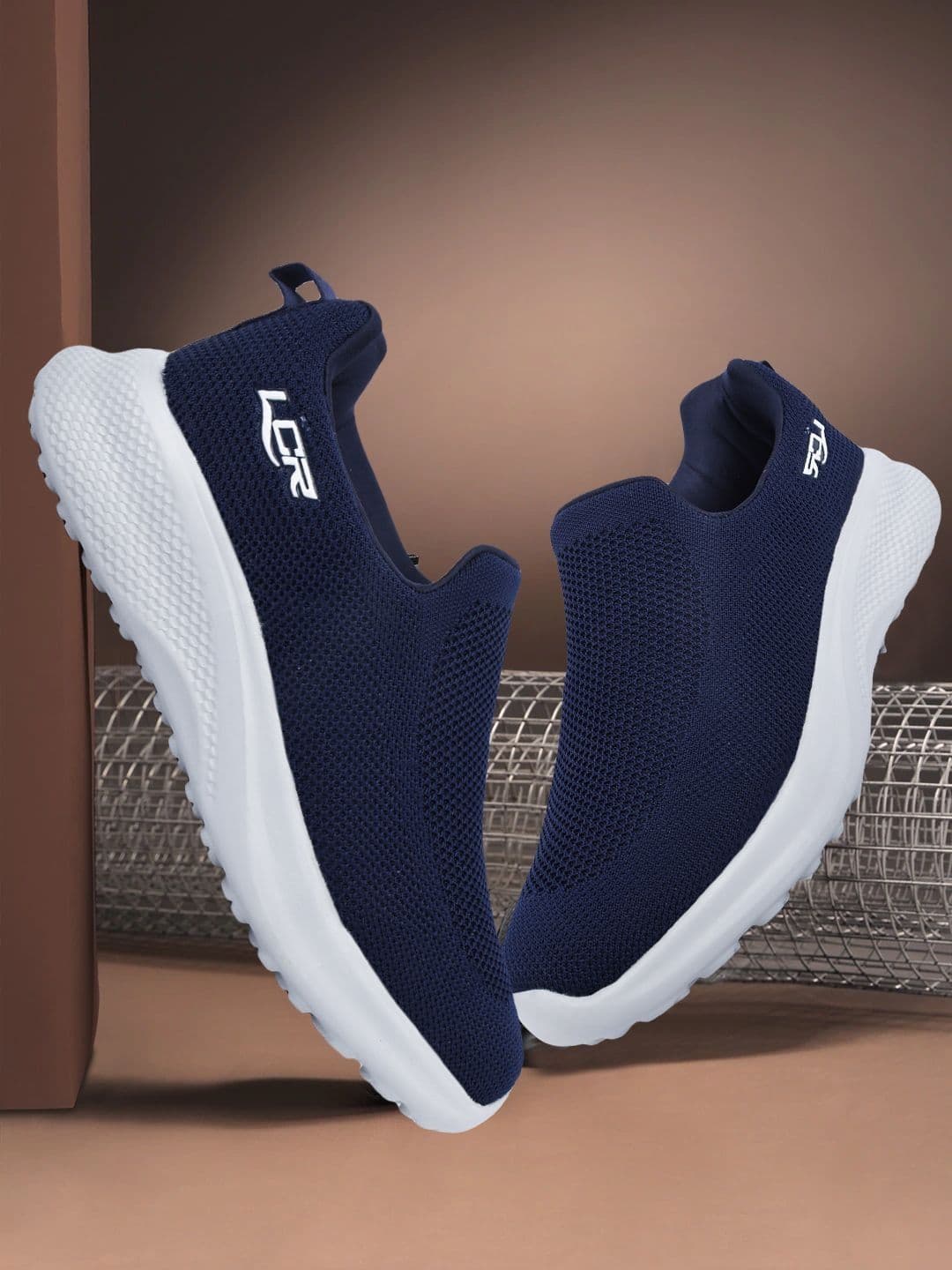 Lancer Men Mesh Running Non-Marking Shoes - view 1