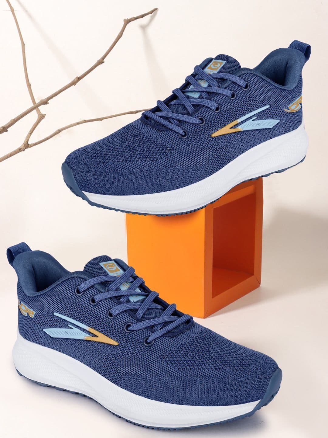 Lancer Men Mesh Running Non-Marking Shoes - view 1