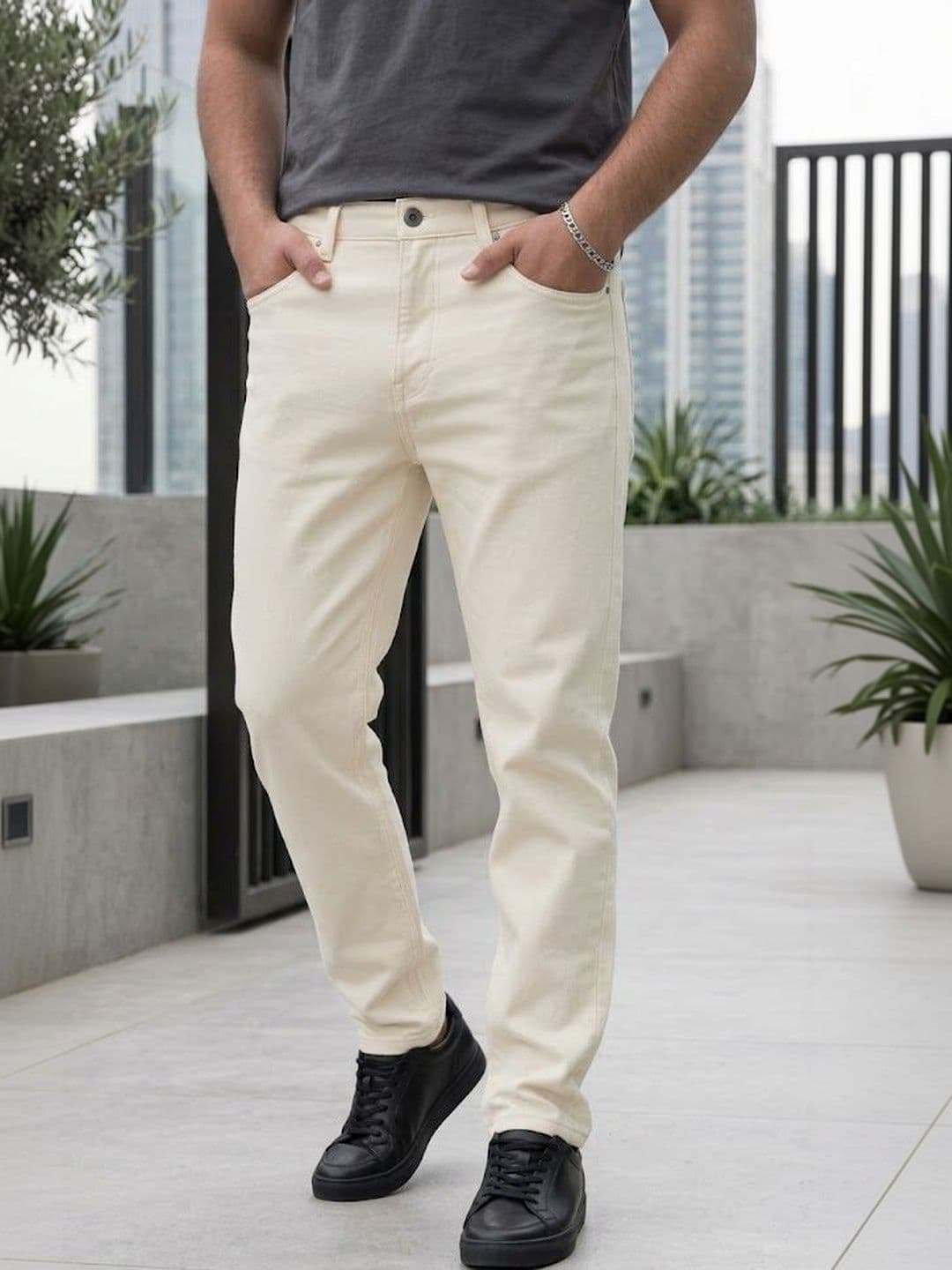 Niffar Fashion Men Mid-Rise Applique Jeans - view 1