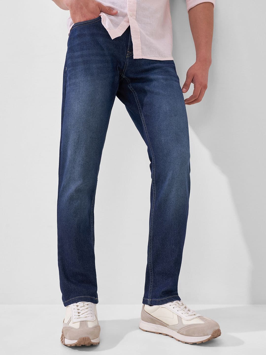 HIGHLANDER Men Slim Fit Light Fade Stretchable Jeans