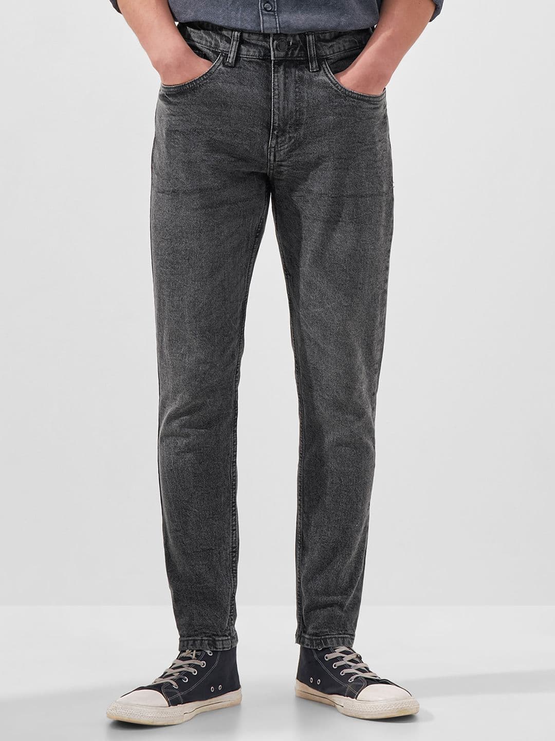 HIGHLANDER Men Tapered Fit Heavy Fade Jeans - view 1