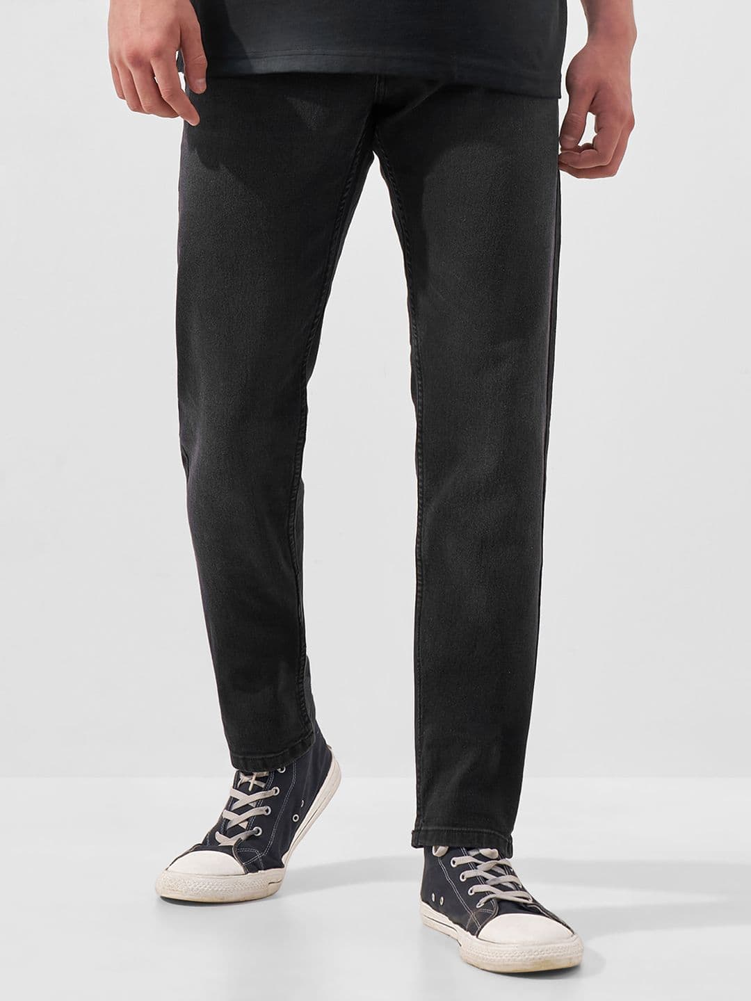 HIGHLANDER Men Tapered Fit Mid-Rise Clean Look Light Fade Stretchable Jeans - view 1