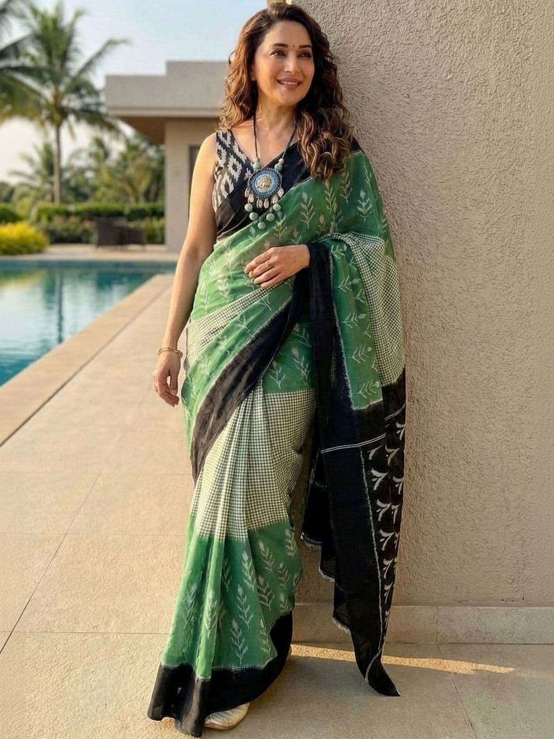Sangria Floral Printed Cotton Ikat Sarees With Blouse Piece - view 1