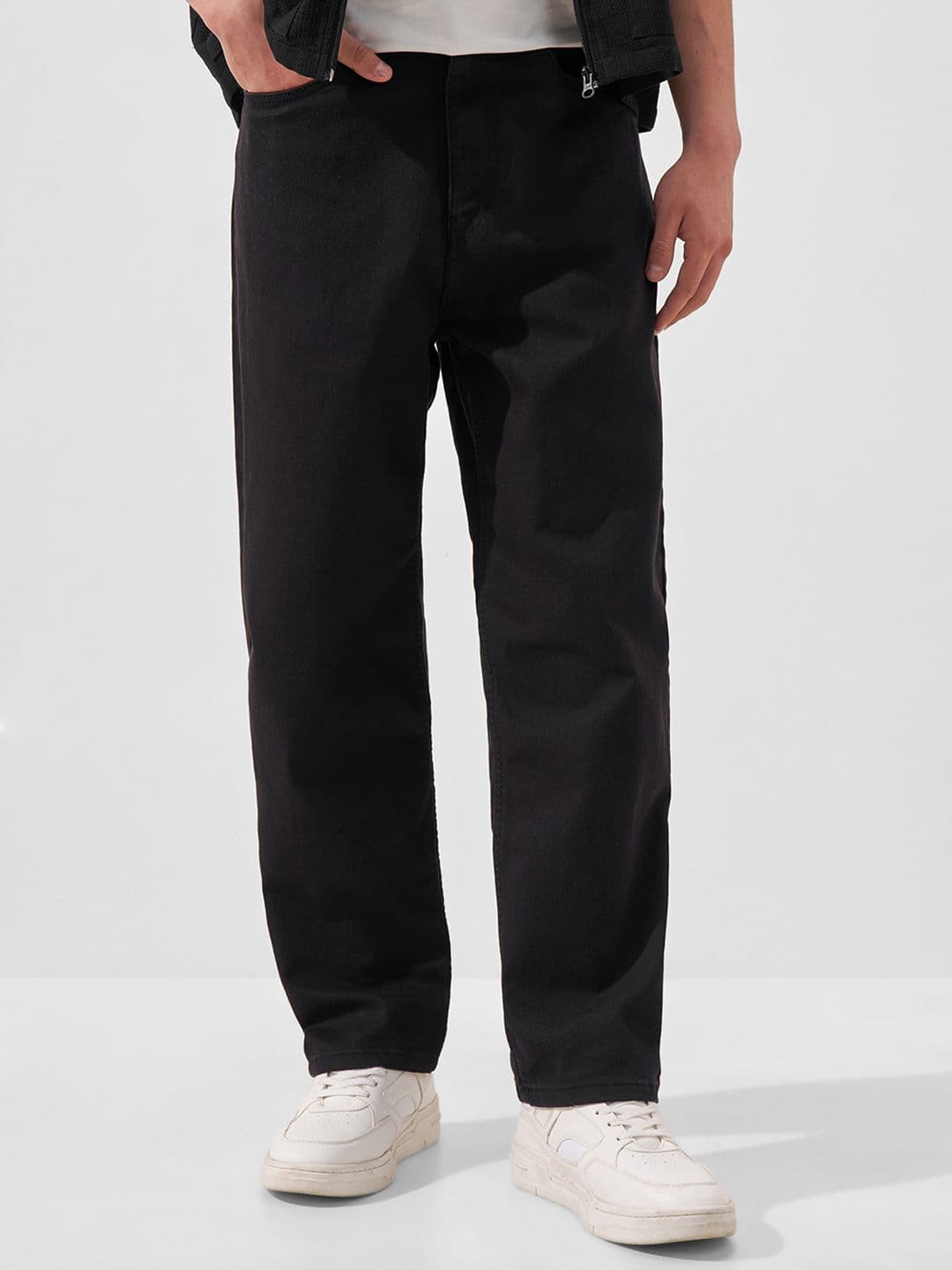 HIGHLANDER Men Loose Fit Mid-Rise Cotton Jeans - view 1