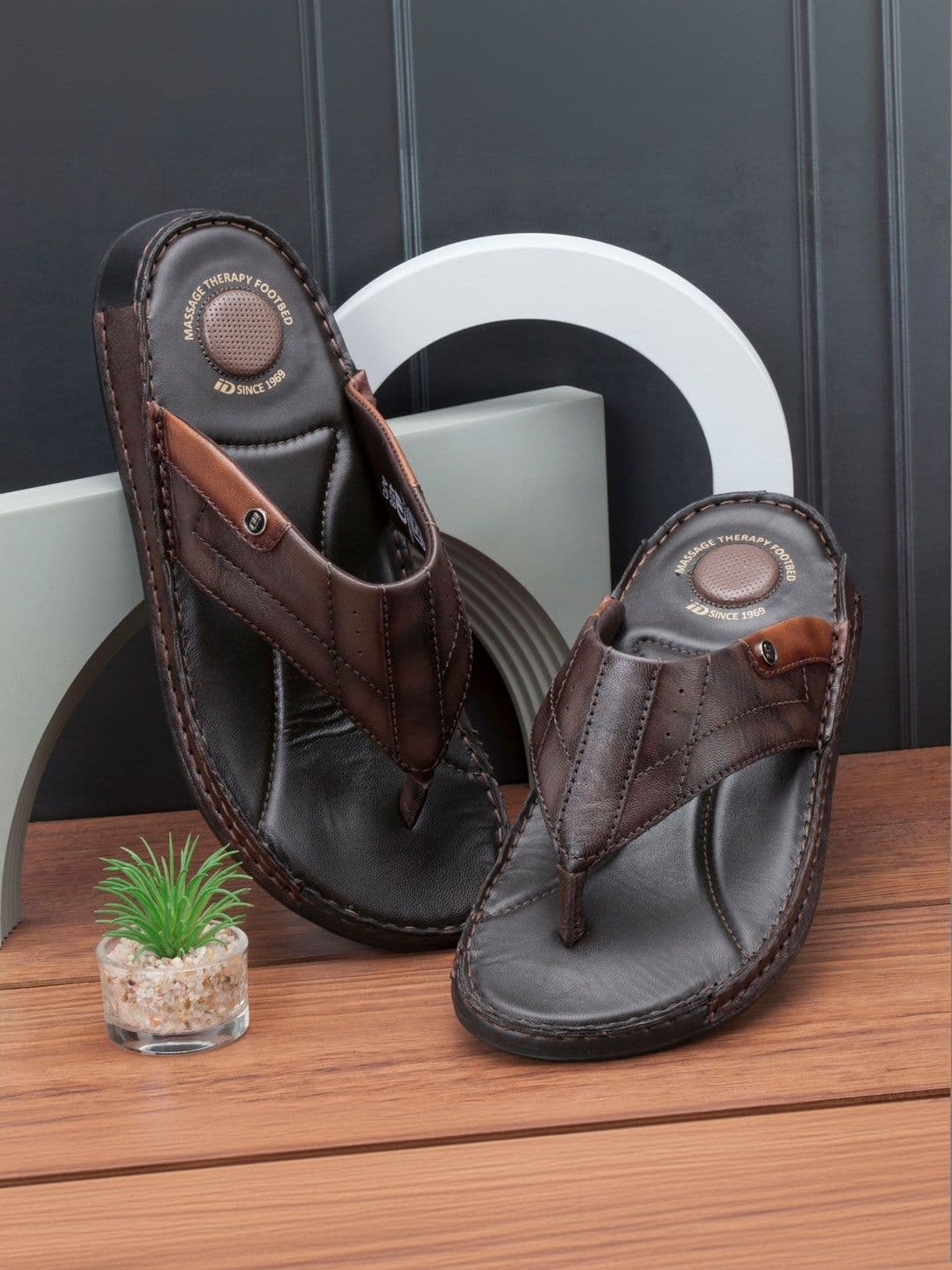 ID Men Leather Sandals - view 1