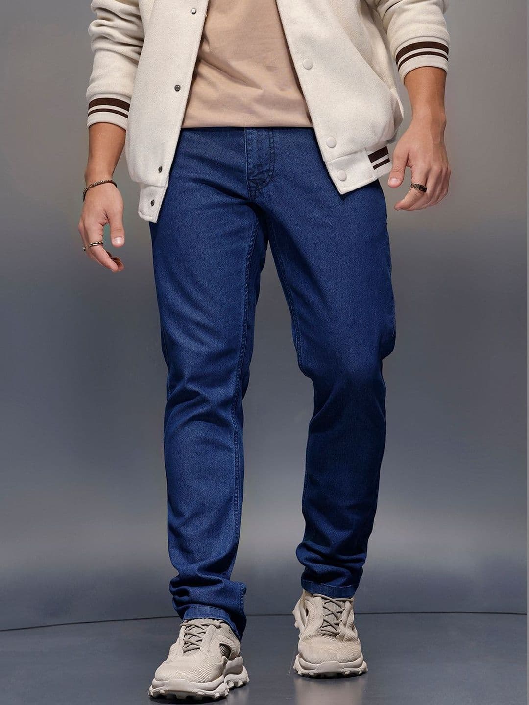 WROGN Men Slim Fit Low-Rise Light Fade Stretchable Jeans - view 1