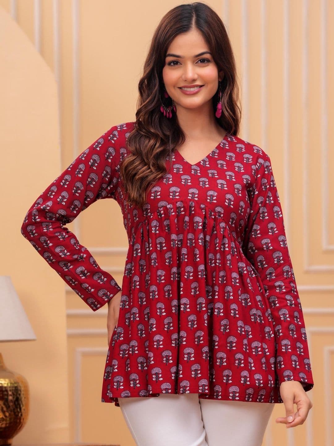 Anouk Floral Printed V-Neck Thread Work Pure Cotton Blend Thread Work Kurti - view 1