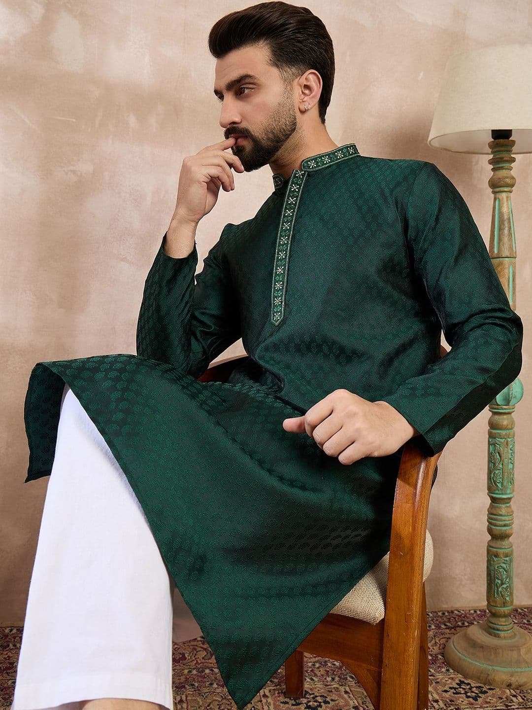 House of Pataudi Woven Design Mandarin Collar Knee Length Straight Kurta - view 1