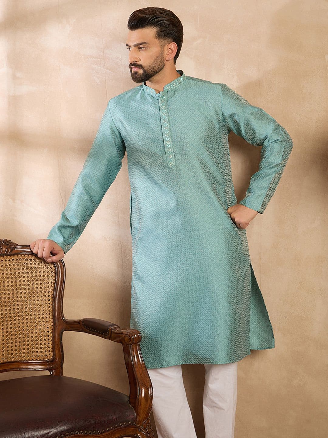 House of Pataudi Embroidered Mandarin Collar Kurta - view 1