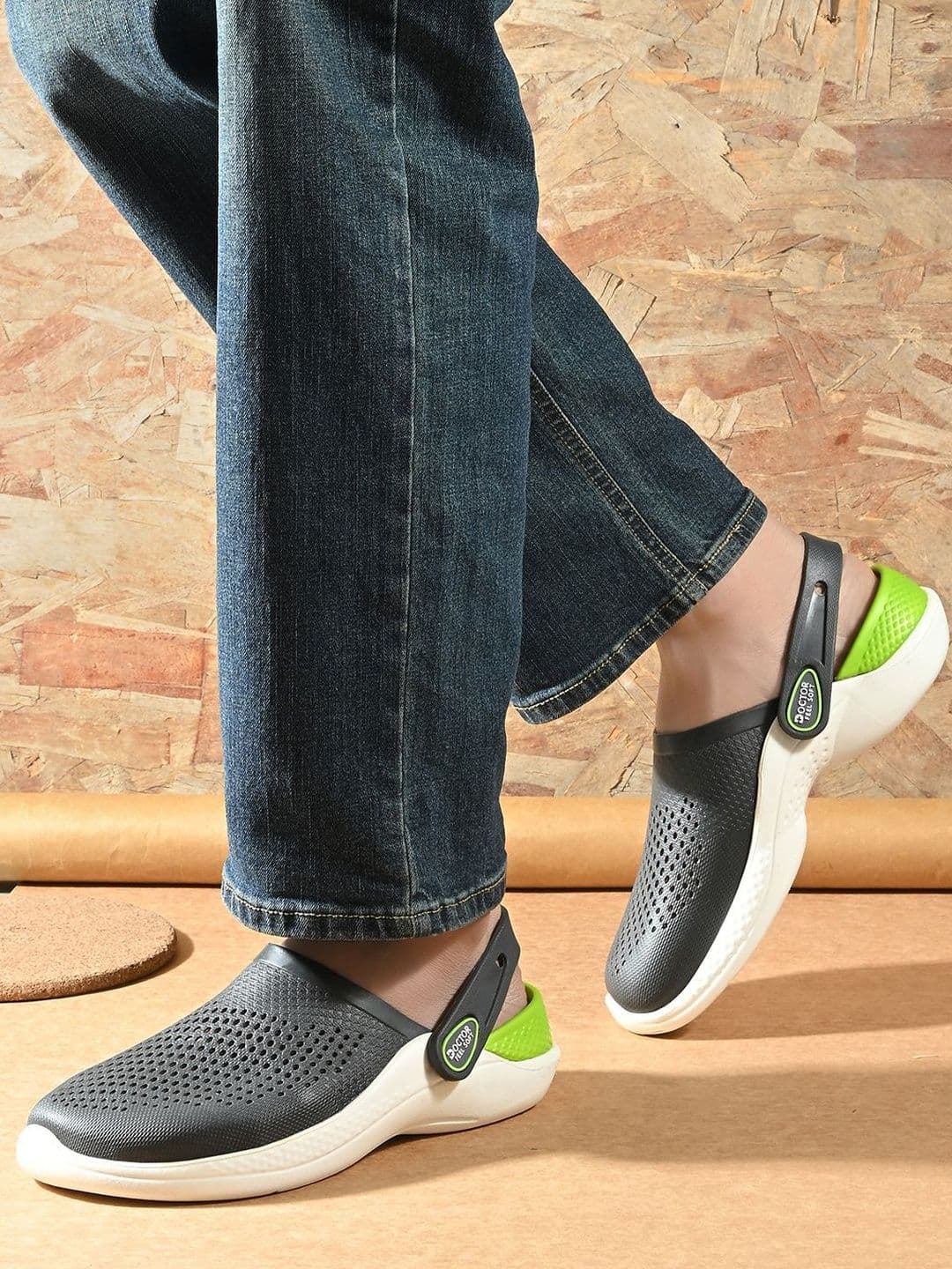 DOCTOR FEEL SOFT Men EVA Regular Clogs - view 1