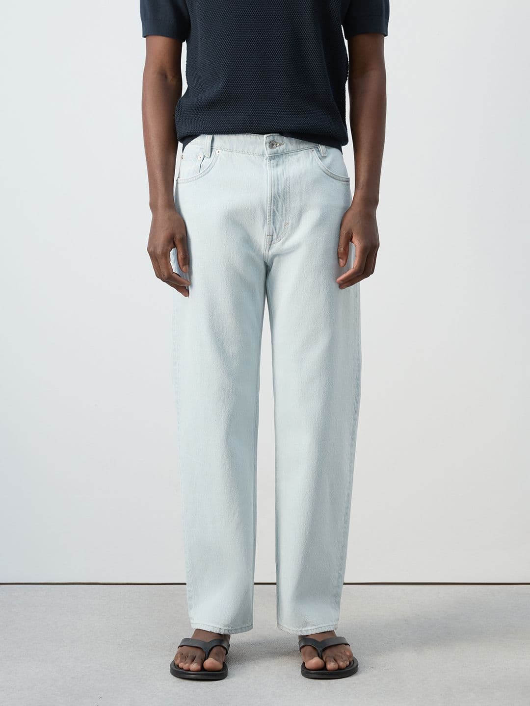 MANGO MAN Men Regular Fit Mid-Rise Stretchable Jeans - view 1