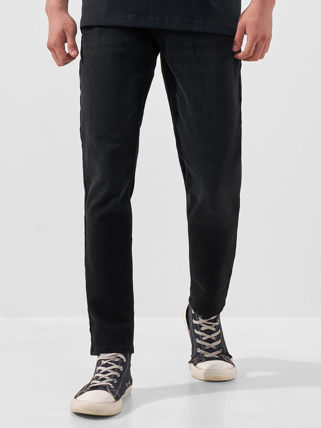 HIGHLANDER Men Black Slim Fit Mid-Rise Stretchable Jeans - view 1