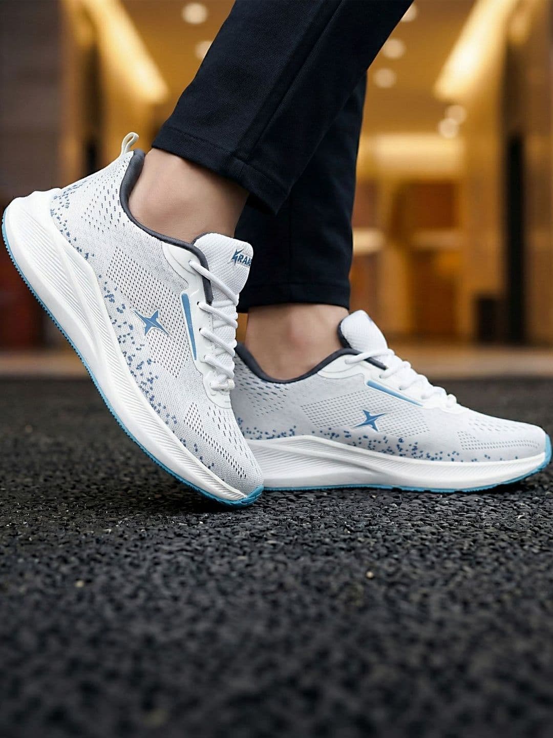 KRAASA Men Mesh Running Non-Marking Shoes - view 1