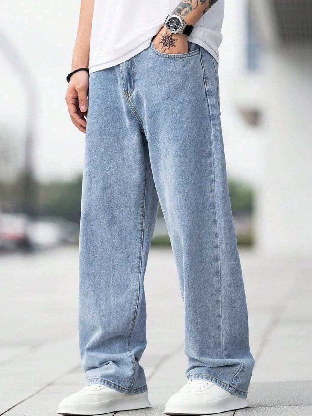 SZN Men Relaxed Fit Mid-Rise Light Fade Stretchable Jeans - view 1