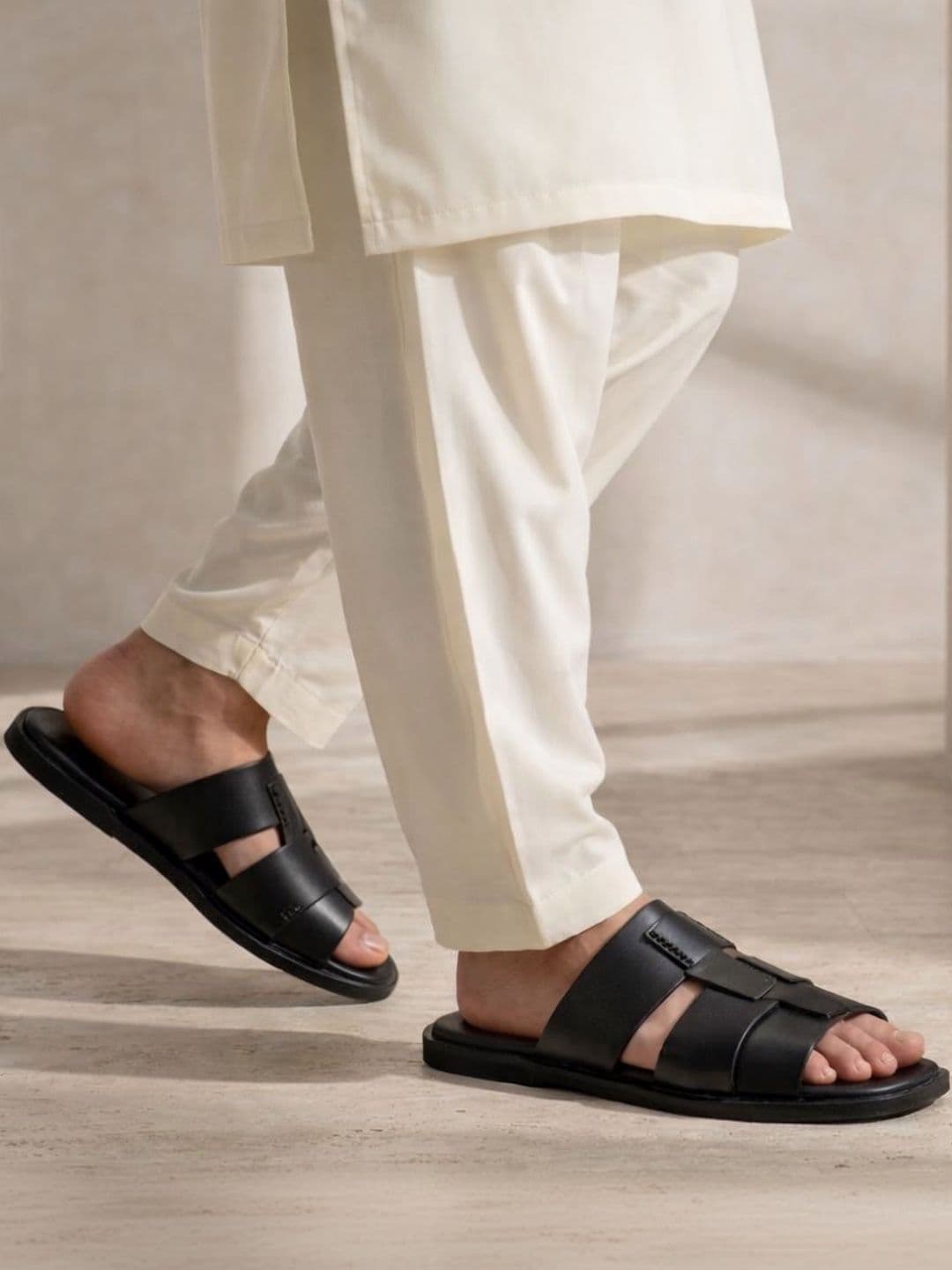 Florsheim Men Leather Core Sandals - view 1