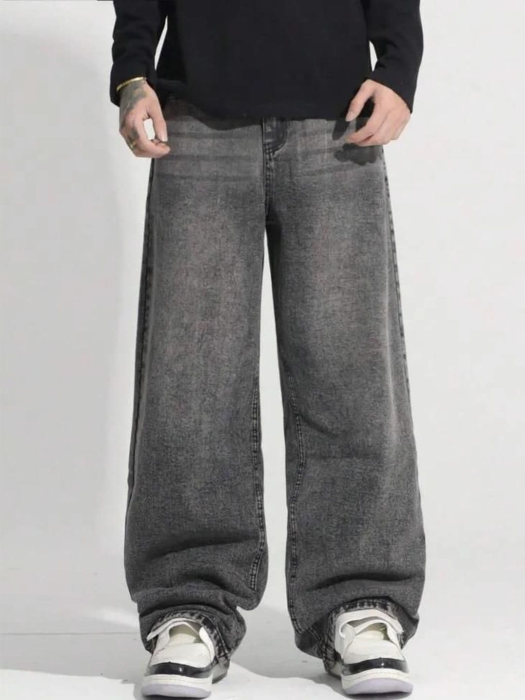 Kotty Men Wide Leg Low-Rise Light Fade Stretchable Jeans - view 1