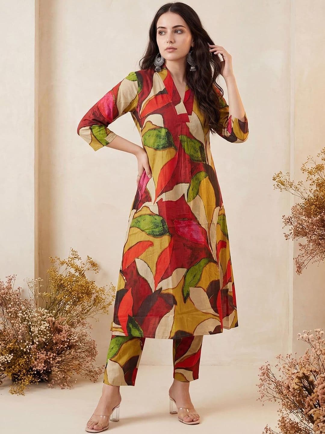 MYRIE Women Printed Regular Kurta with Palazzos - view 1