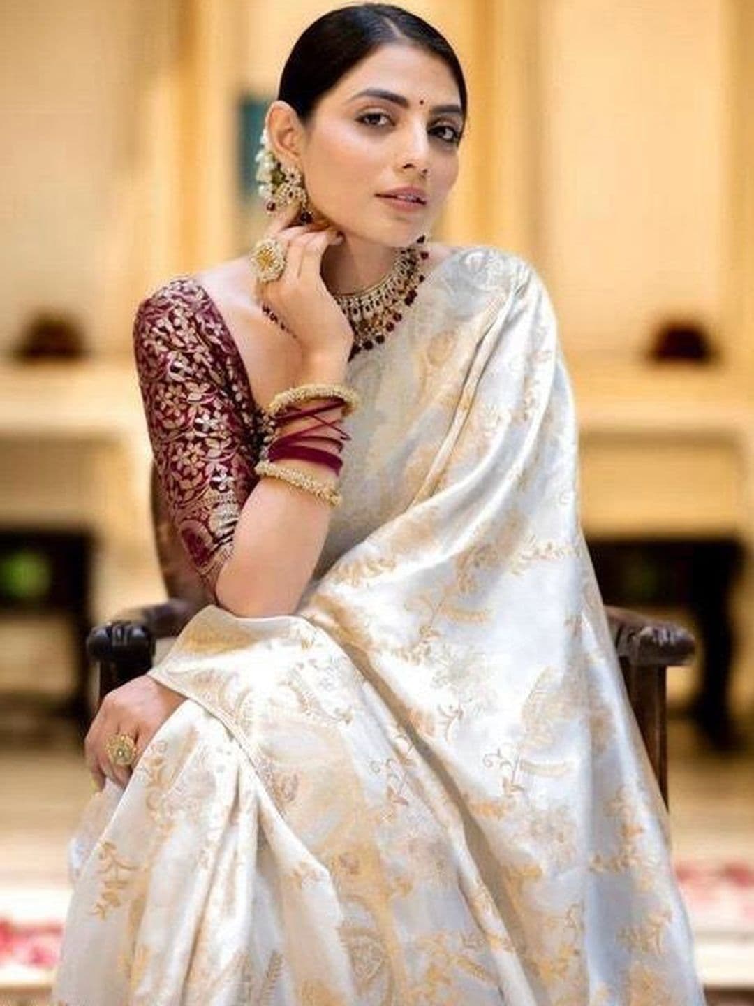 ZELLURE Woven Design Art Silk Kanjeevaram Saree - view 1