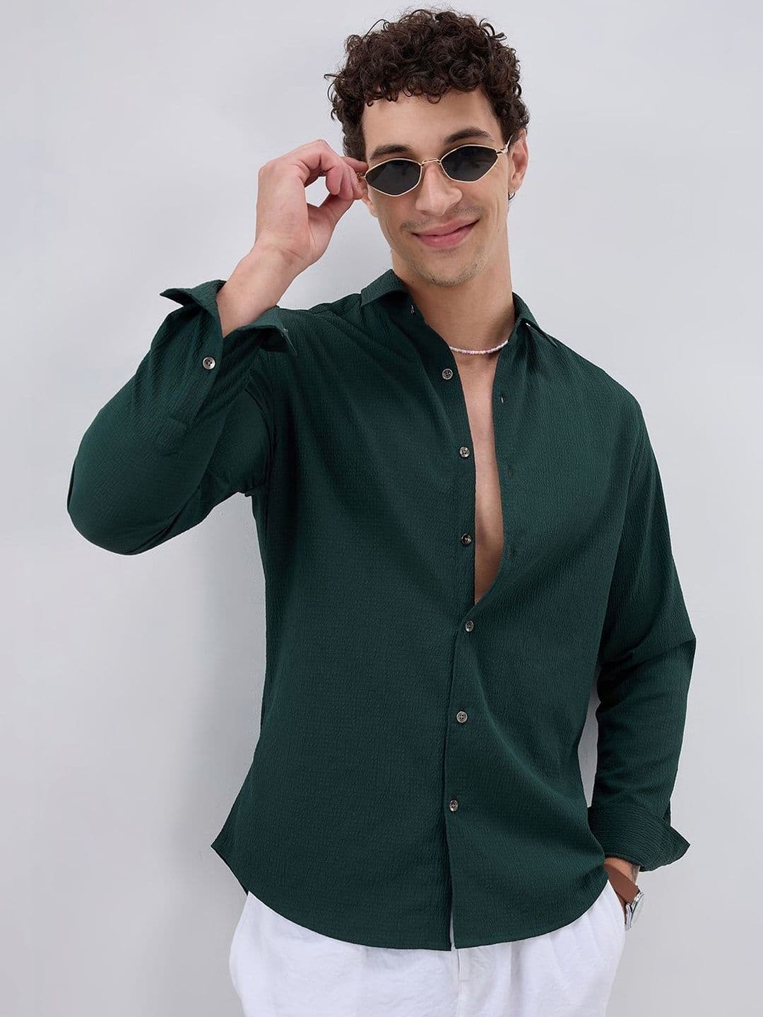 VASTRADO Deep Forest Green Minimal Weave Crinkled Shirt - view 1