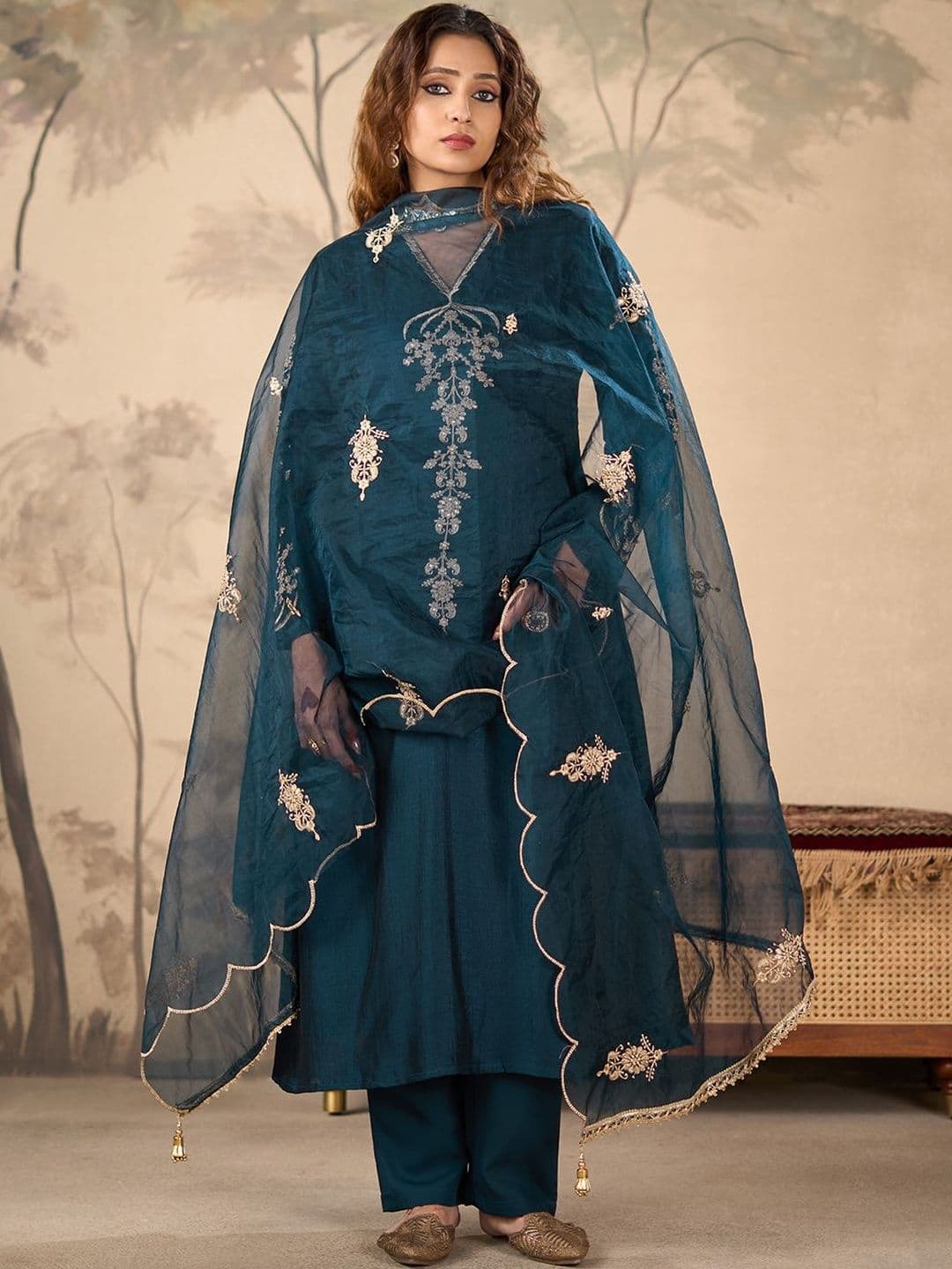 House of Pataudi Embroidered Round Neck Kurta & Trousers With Dupatta - view 1