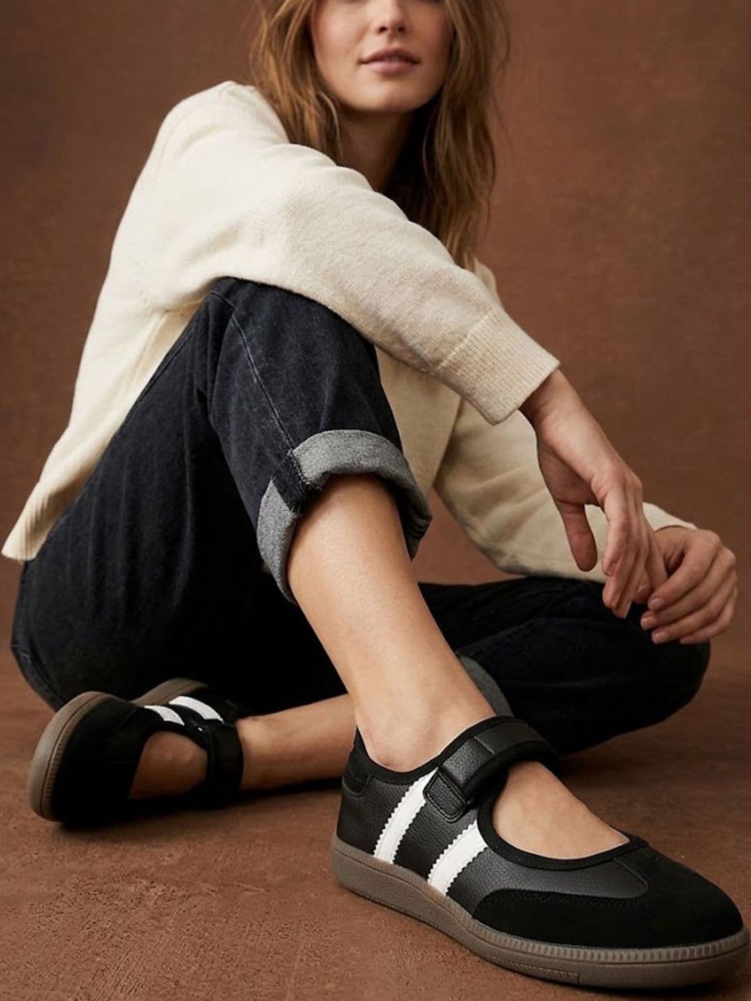 The Roadster Lifestyle Co Women Round Toe Casual Sneakers - view 1