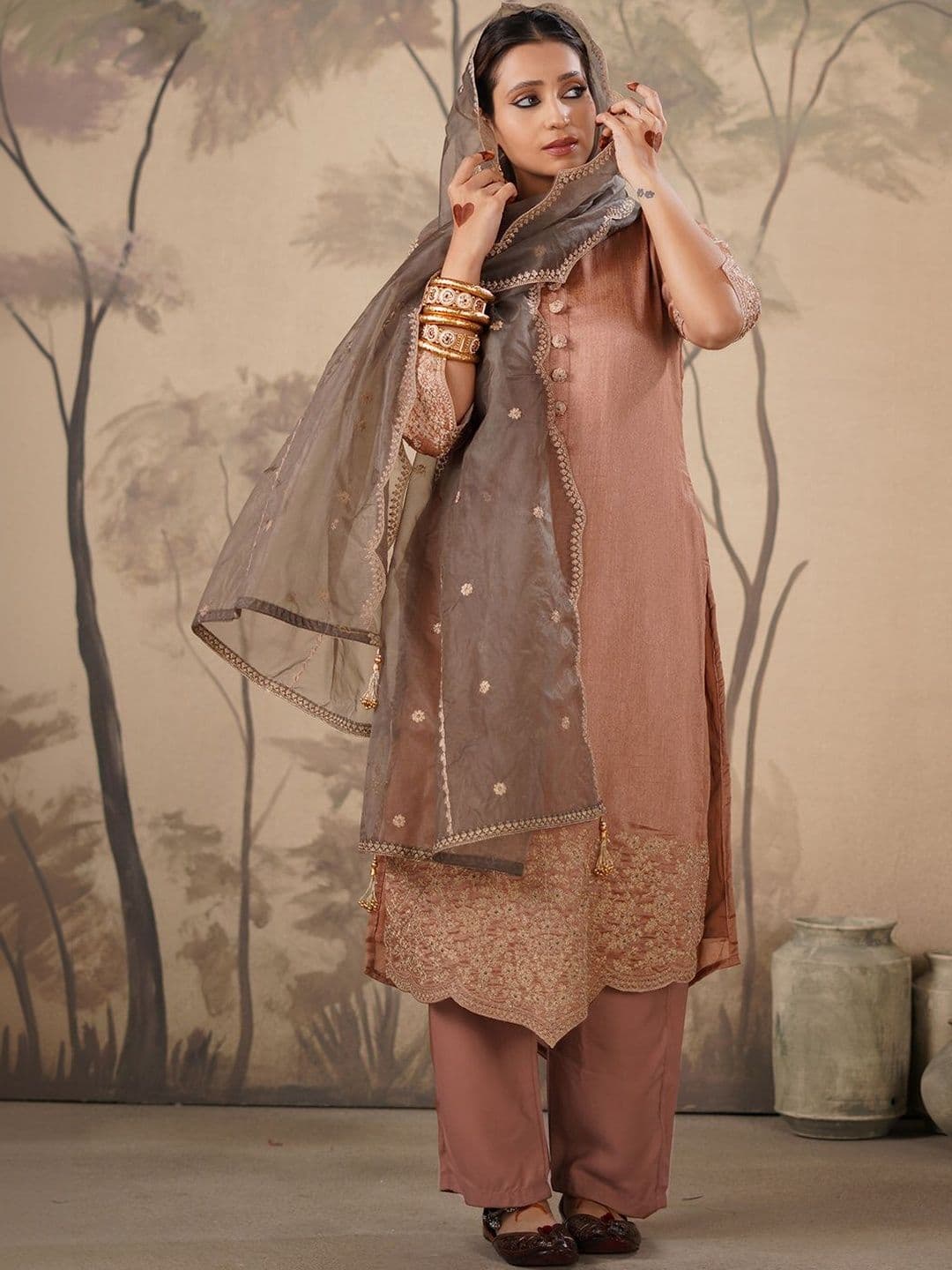 House of Pataudi Embroidered V-Neck Kurta & Trousers With Dupatta - view 1