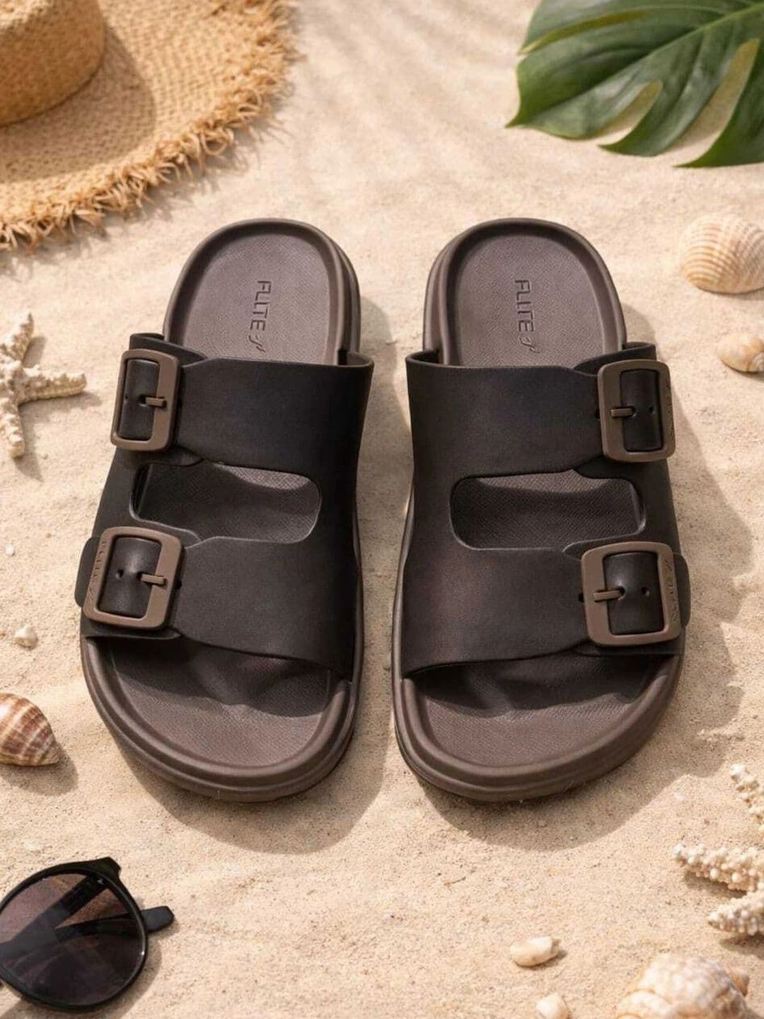 FLITE Men Rubber Flip Flops - view 1