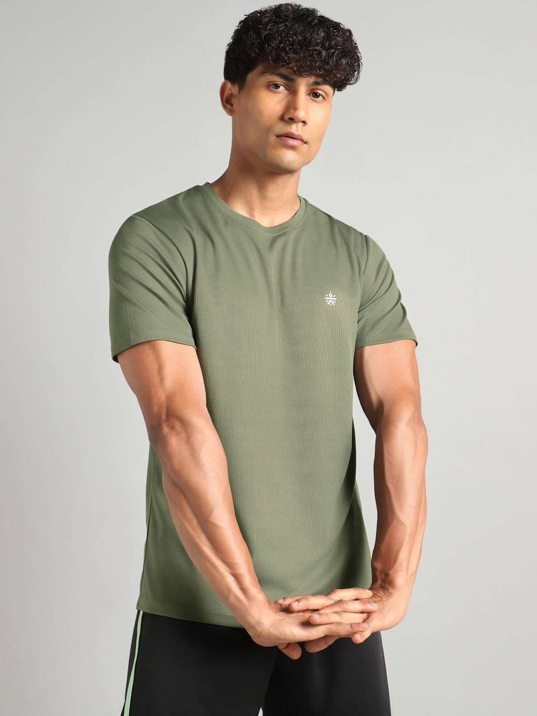 CULT Men's Olive Train All FLY-DRY T-Shirt - view 1